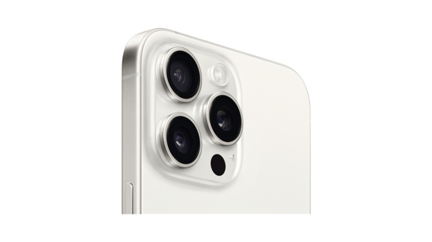 iPhone 15 Pro Max 1 TB (титановый белый | white titanium)